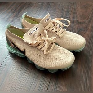Brand new pink and blue Nike Air VaporMax 2021